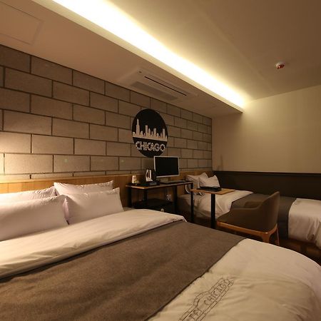 Hotel Chicago Changwon Esterno foto